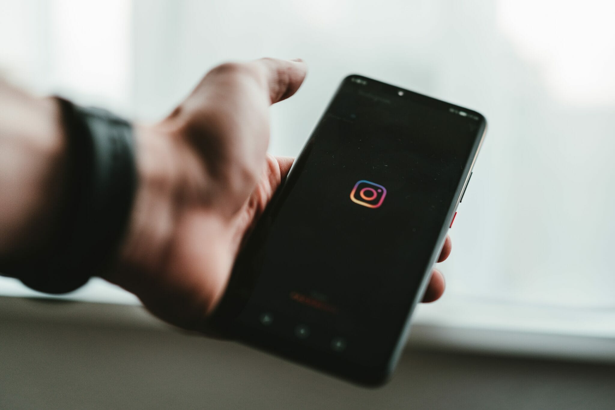 Introducing Instagram Guides