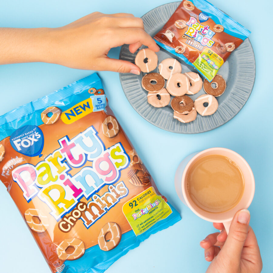 Choc Party rings blue